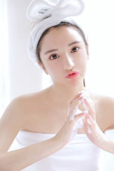 办公室女郎高清视频在线观看